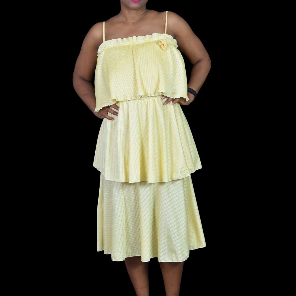 Vintage Tiered Midi Dress Yellow Ruffle Plisse Lemon 70s Pastel Homemade Large
